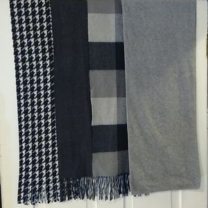 Scarf lot